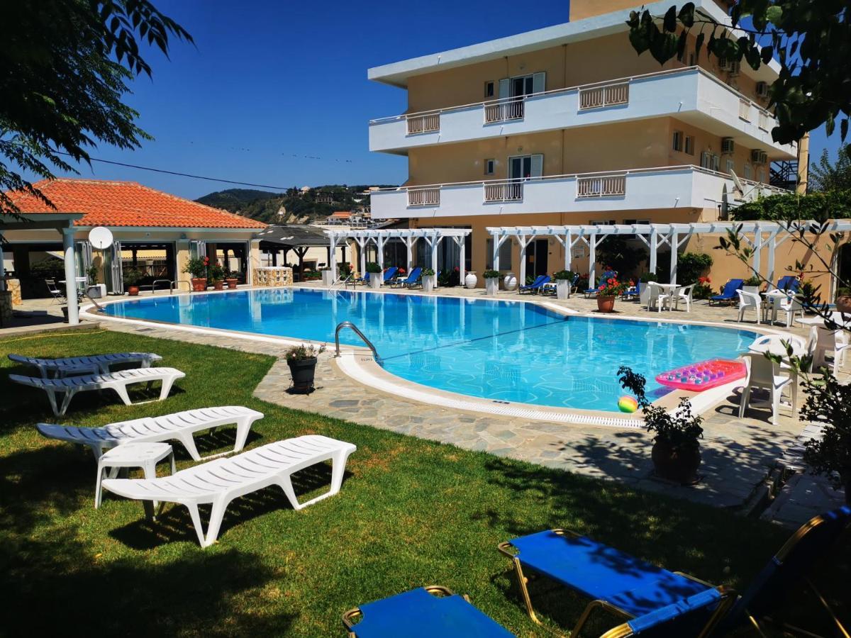 Nafsika Hotel Agios Stefanos Avliotes  Bagian luar foto